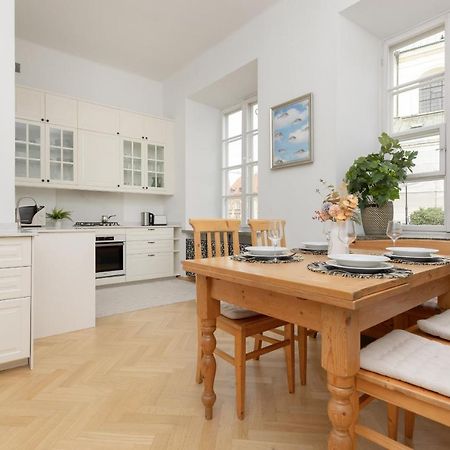 Family Apartment Freta Warsaw Old Town By Noclegi Renters ภายนอก รูปภาพ