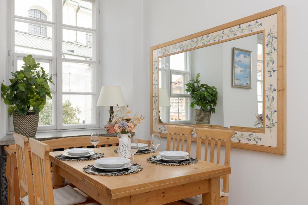Family Apartment Freta Warsaw Old Town By Noclegi Renters ภายนอก รูปภาพ